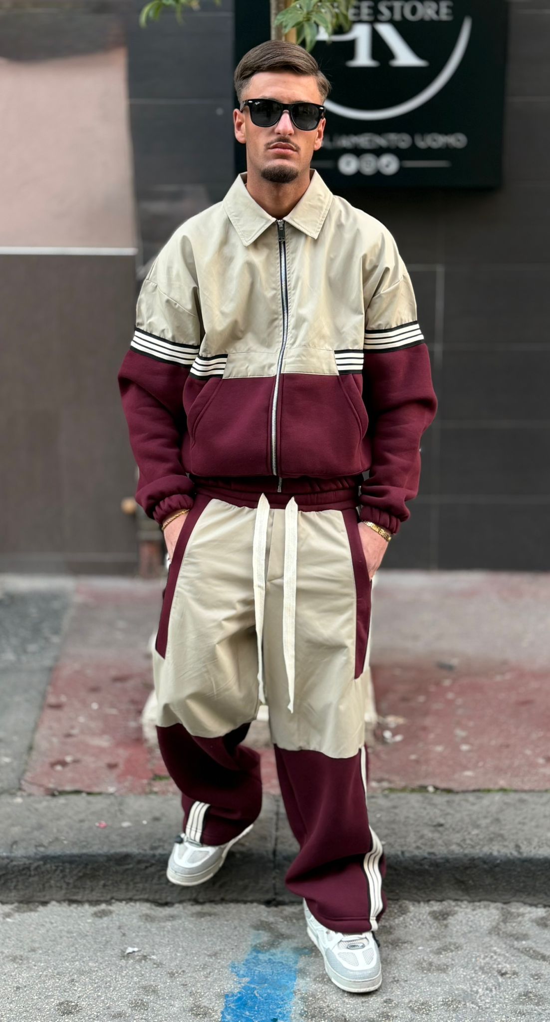 Tuta  Hamilton completa