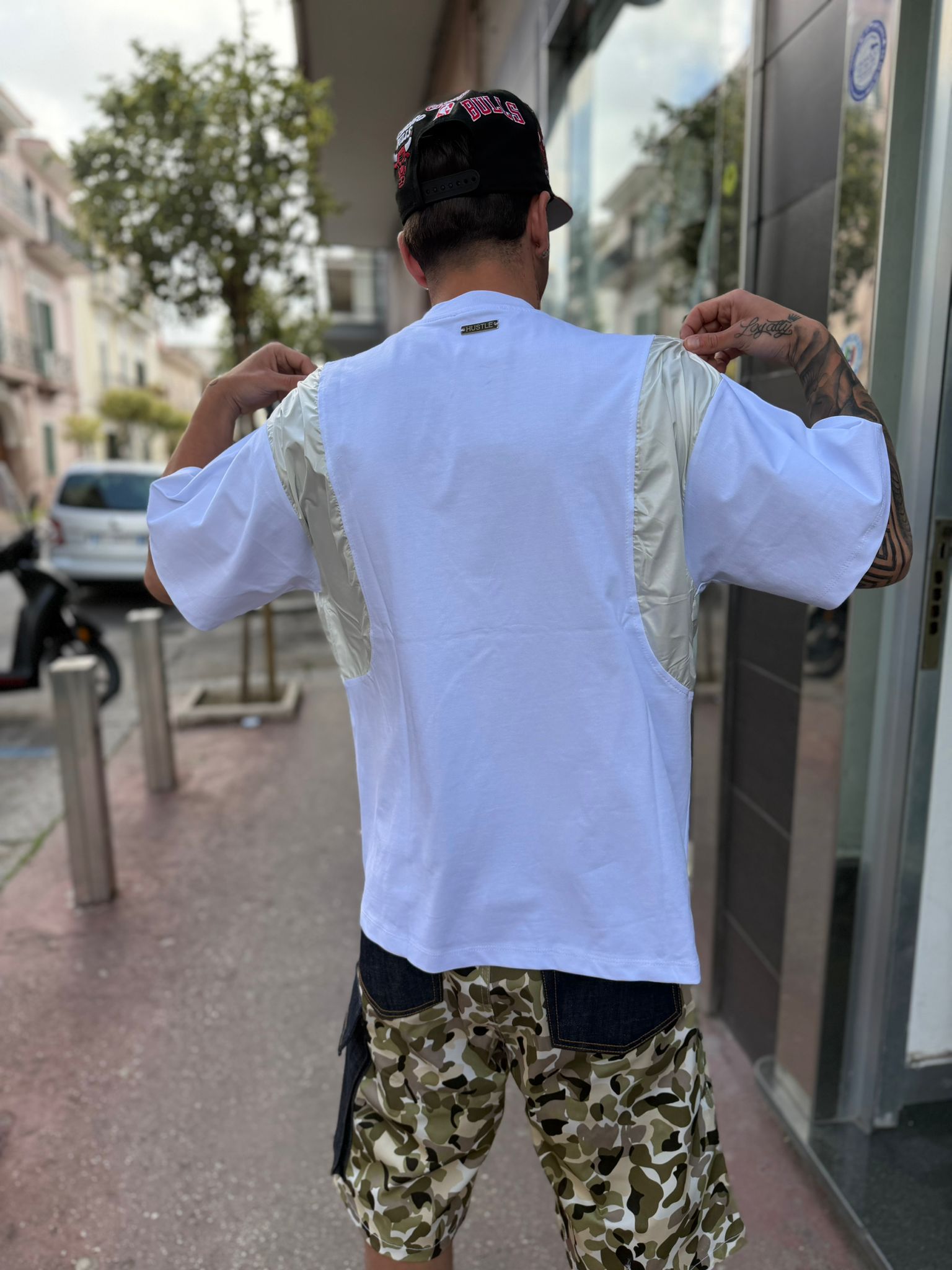 T SHIRT HUSTLE