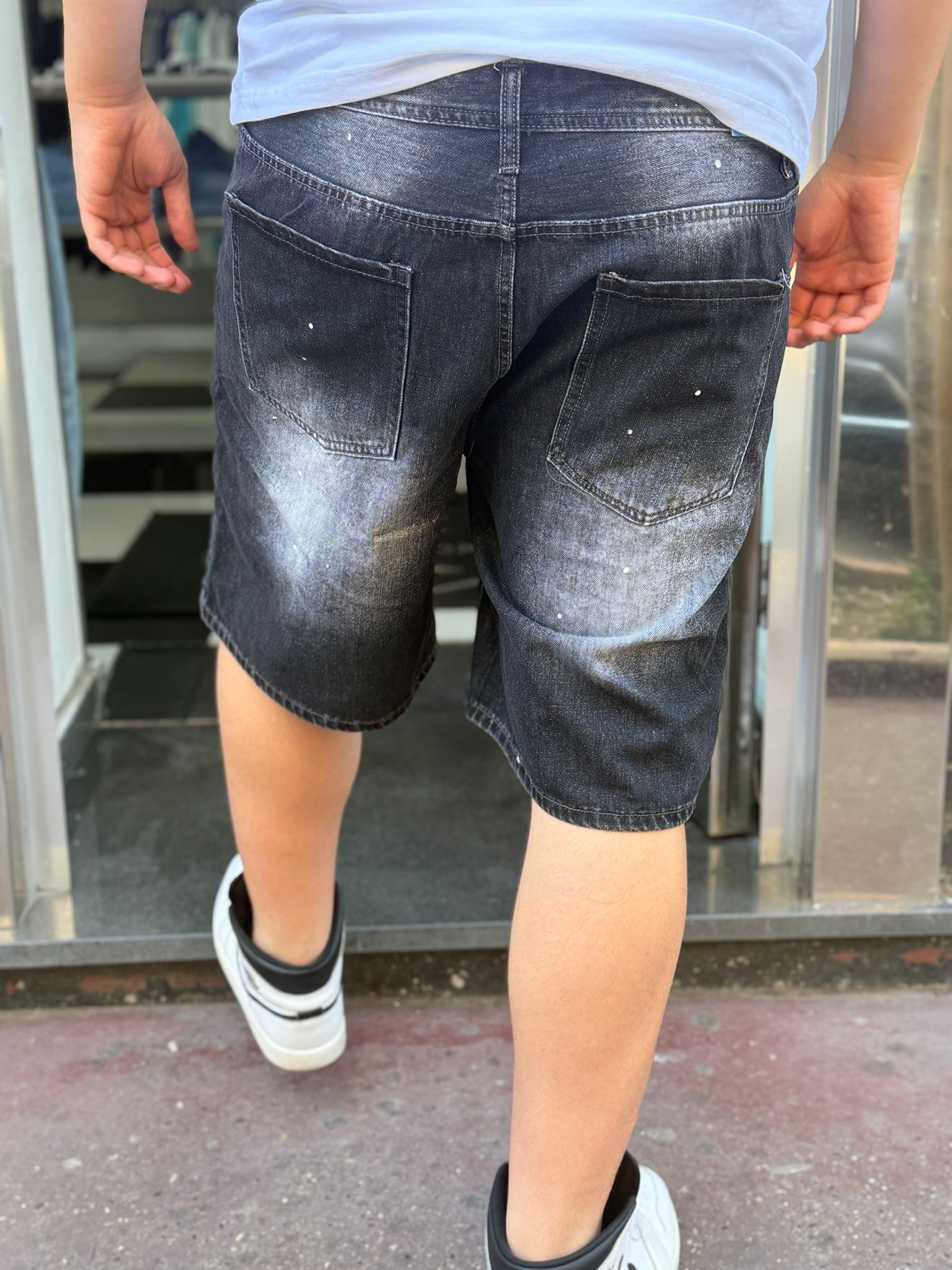 SHORT CARPENTER