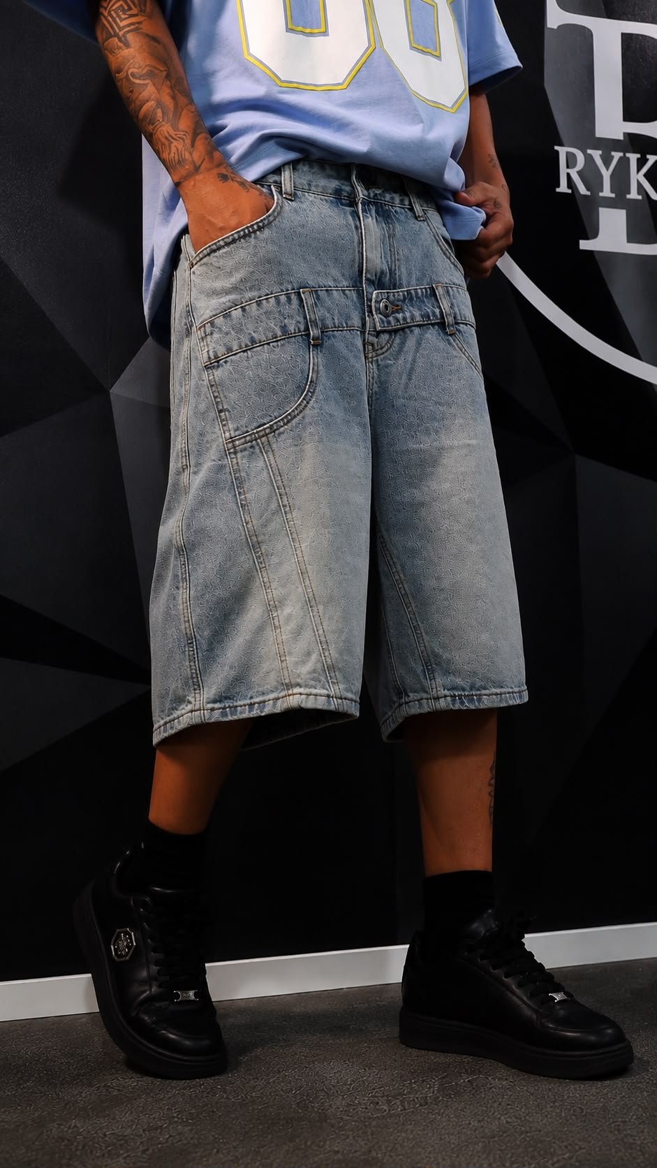 shorts double strap
