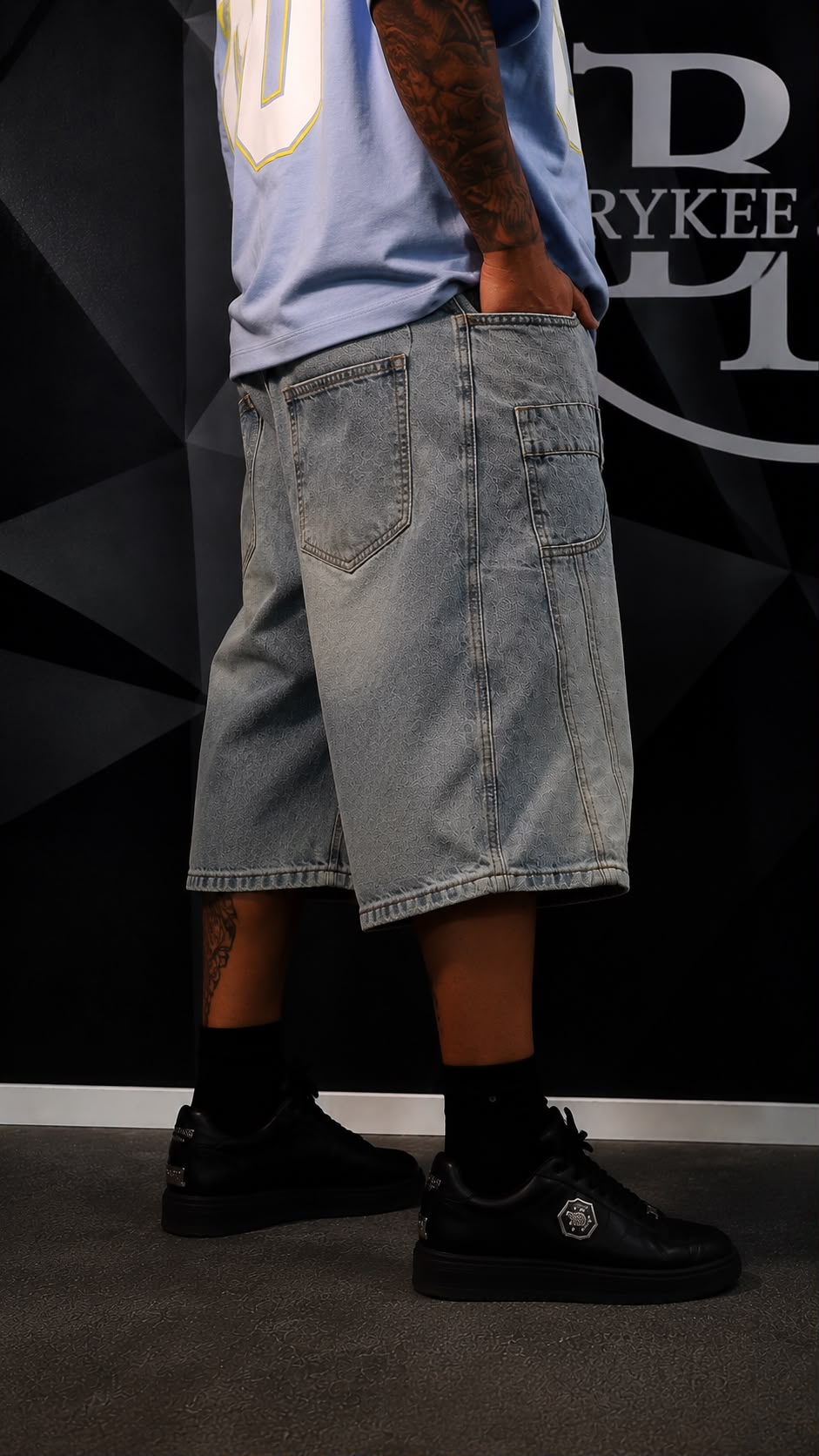 shorts double strap