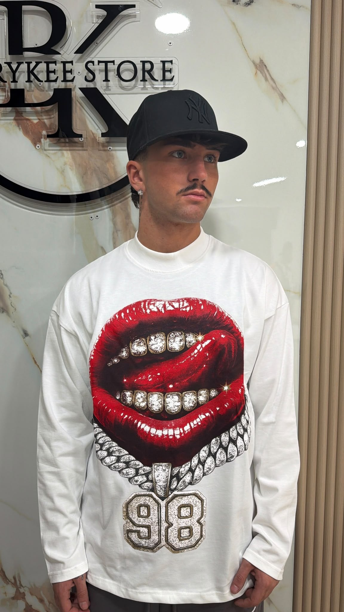 Longsleeve Ice Lips